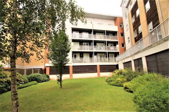 Thumbnail Flat to rent in Kingfisher Meadow, Maidstone