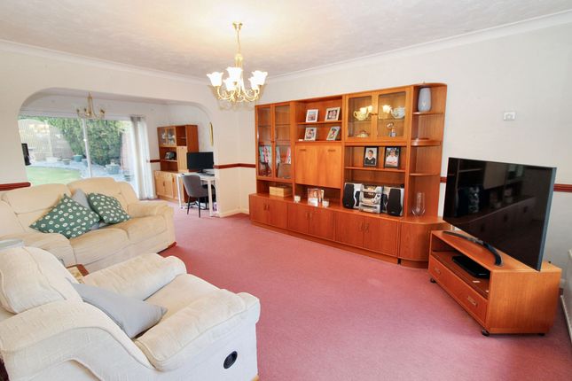 1 Fernside, High Wycombe photo 3
