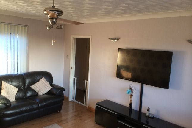 7 Whitley Road, Bedford photo 3