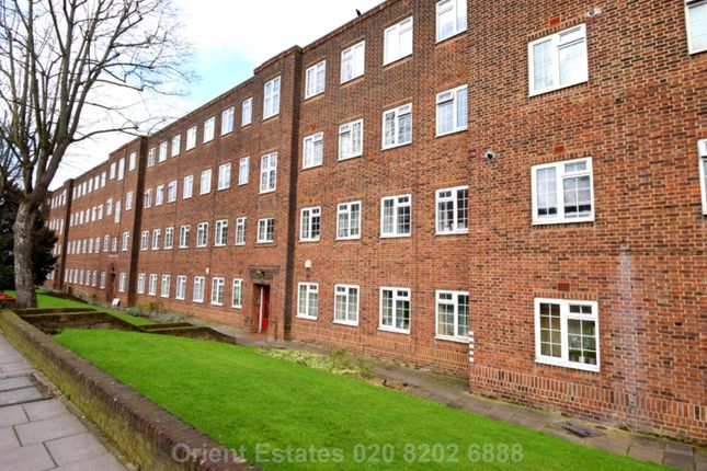 Thumbnail Flat for sale in Burham Court, London
