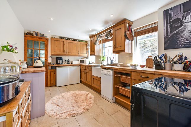 11, Waterloo Terrace, Andover photo 4