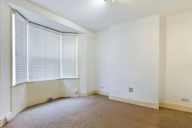 Thumbnail Flat to rent in Shaftesbury Road, Brighton