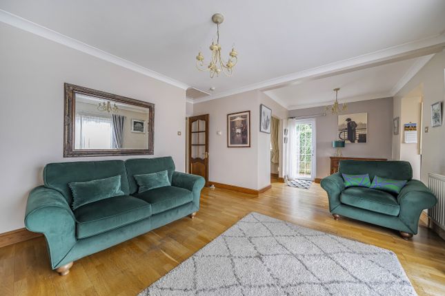 120, Longmead Drive, Sidcup photo 3