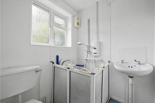 31, Talbot Close, Newbury photo 5