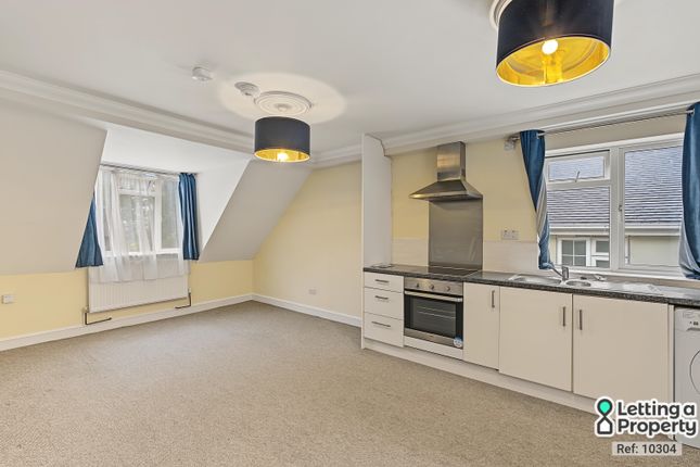 Bassett Heath Avenue, Southampton photo 4