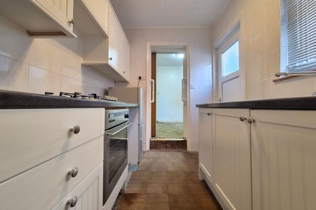 24 Fairfax Street, Scarborough photo 4