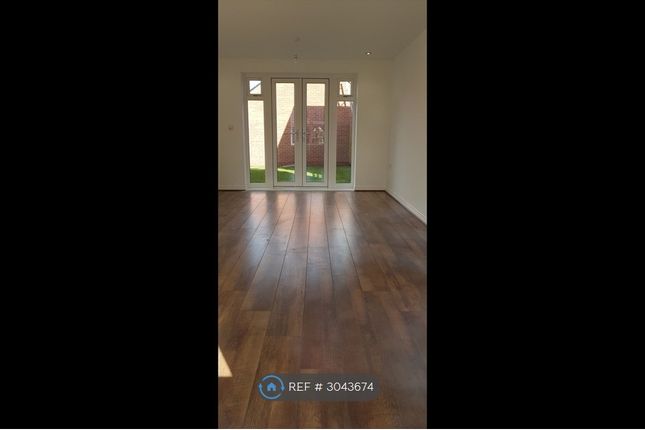 Maskin Drive, Biggleswade photo 3