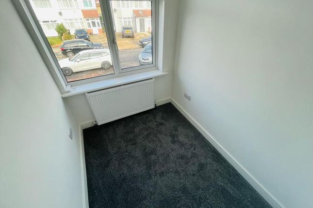Terraced house for sale in Vincent Road, Hounslow