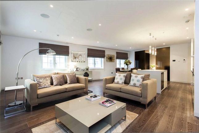 Flat for sale in Marconi House, 335 Strand, London