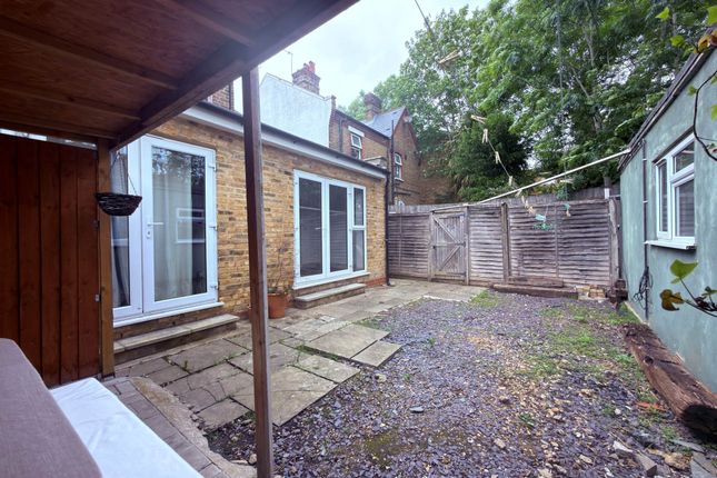 Rooms 2, 4 & 8, Willoughby Lane, London photo 5