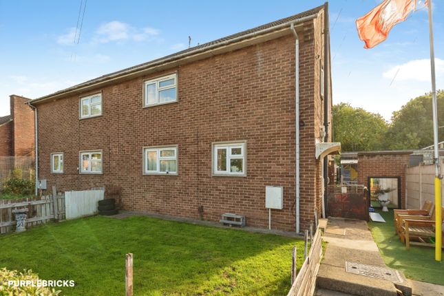 1-bed flat on Long Cross, Bristol, £165,000