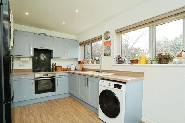 4, The Vale, York photo 3