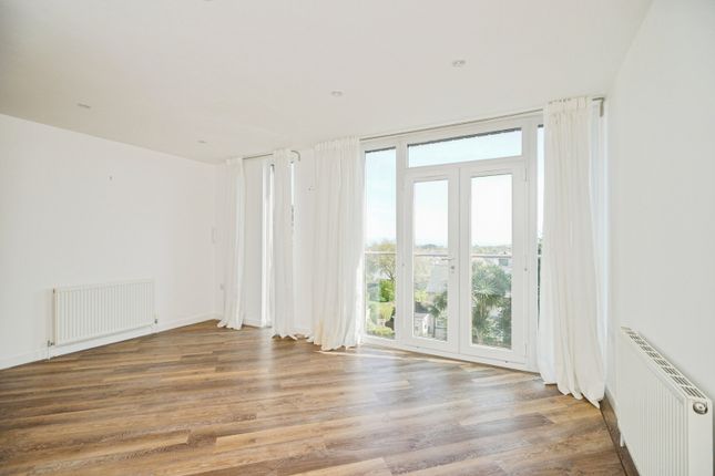 3 Eryl Fryn,, Lleyn Street, Gwynedd photo 4