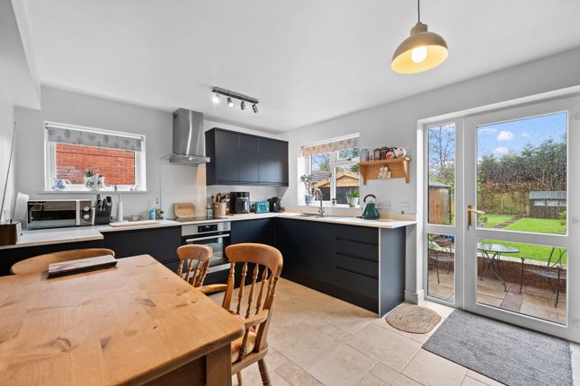15, Station Road, Stoke-on-Trent photo 4