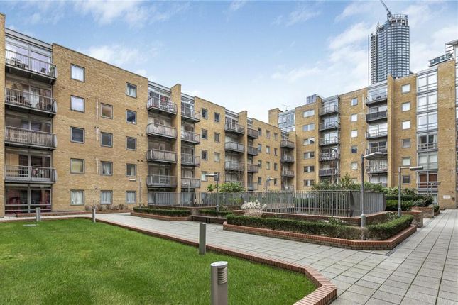 Flat to rent in Turner House, Canary Wharf