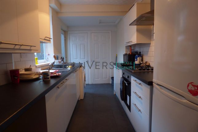 Terraced house to rent in Tudor Road, Leicester