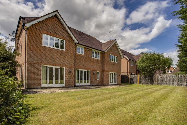 Detached house to rent in Templewood Gate, Farnham Common, Slough