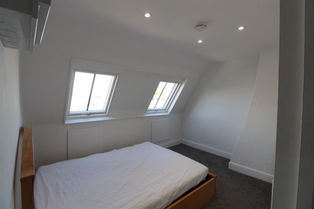 Flat to rent in Parliament Street, Hull