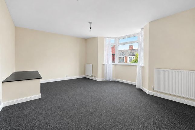 372b, Cowbridge Road East, Cardiff photo 4
