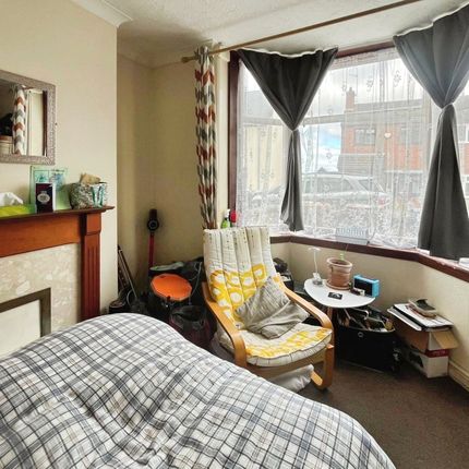 Room 1, 18, Wood Street, Swadlincote photo 4