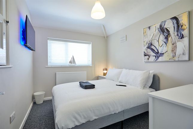 3 Fountains Road 35.Jpg