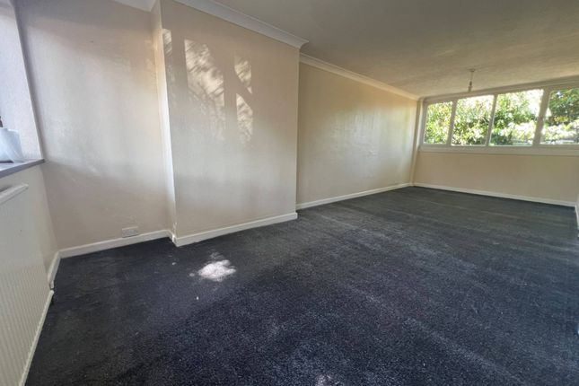 59 Paton Grove, Moseley, Birmingham photo 3