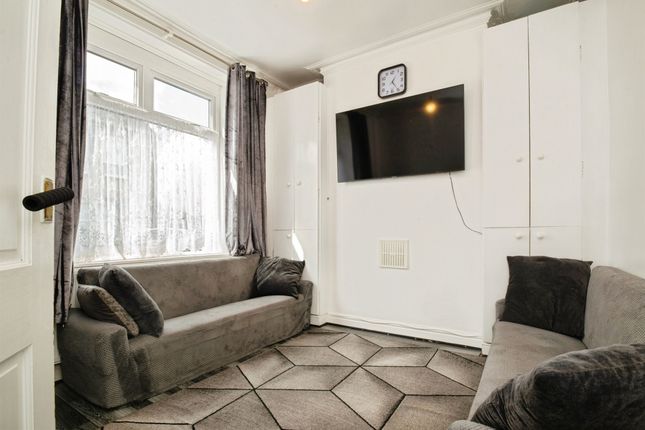 81, Albert Street, CARDIFF photo 2