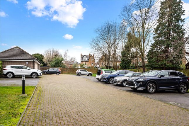 Flat for sale in Bromley Road, Beckenham