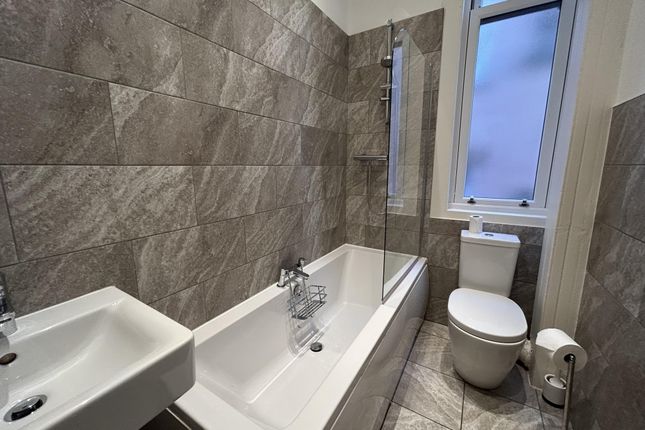 Queensborough, West End, Glasgow, G12, Glasgow photo 3