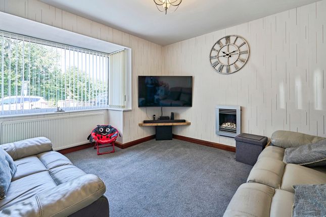 102, Hall Lane, West Midlands photo 2