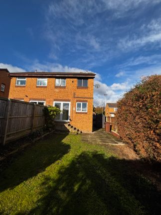 40, Woodmoor Drive, Wakefield photo 5
