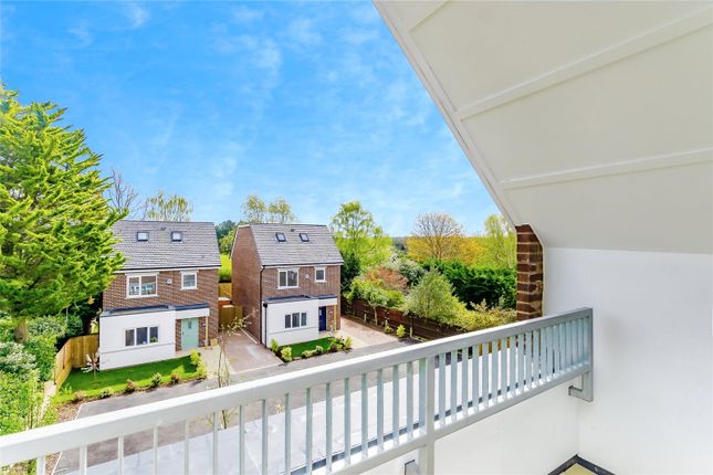 Flat for sale in Rectory Park, South Croydon