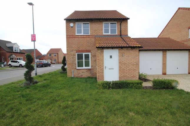 Detached house to rent in Sleepers Close, New Ollerton, Newark
