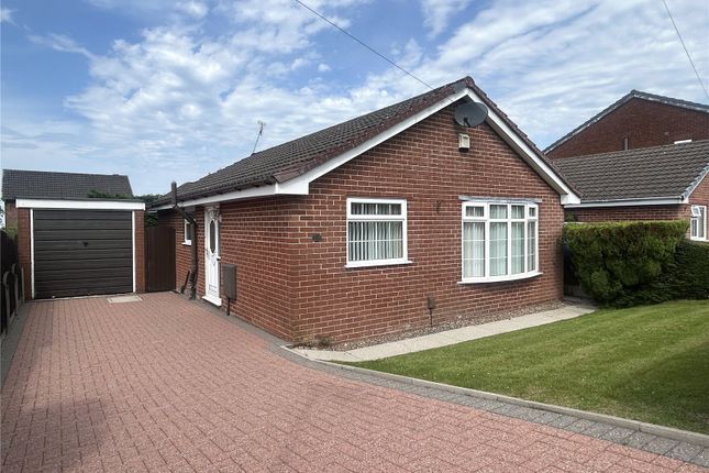 2-bed house on 3, Peak Close, Oldham, £275,000