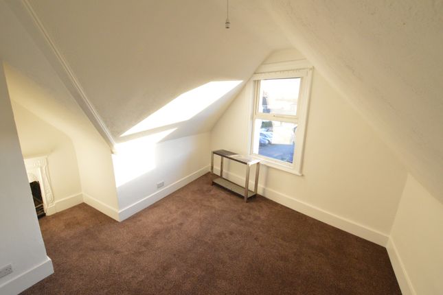 Flat for sale in Hatfield Road, St Albans