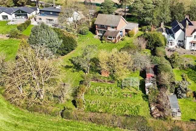 Woodbury, Church Lane, Broxbourne photo 2