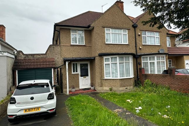 Semi-detached house to rent in Hanworth Road, Hounslow