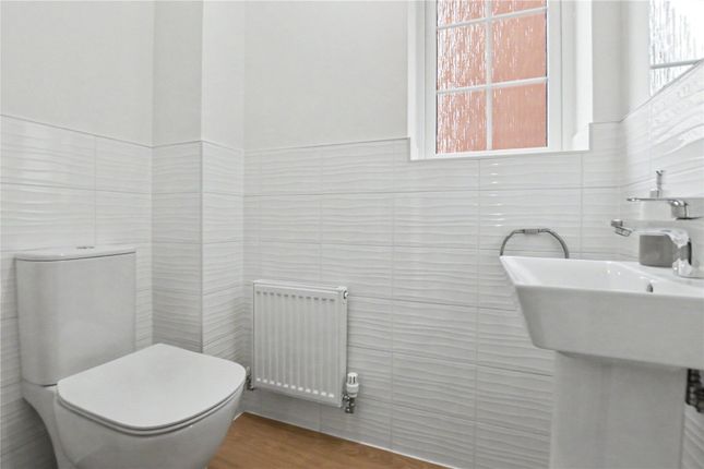 3, Esdaile Close, Taunton photo 4