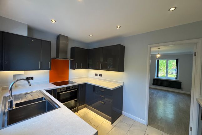 23 Perivale Way, Stourbridge photo 3