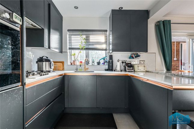 3, Quinta Drive, Barnet photo 4
