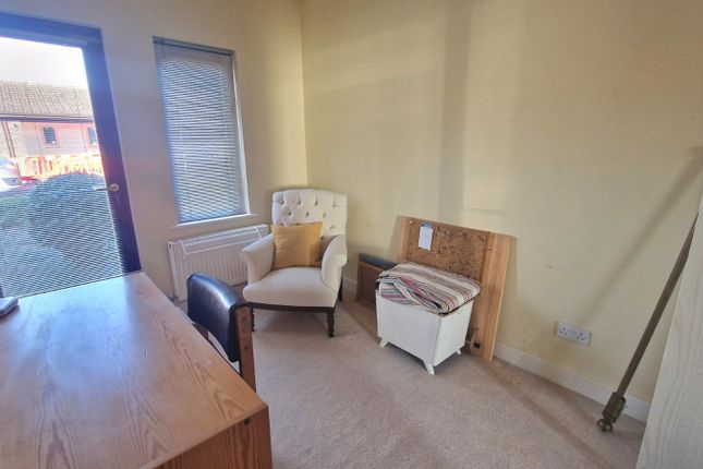 Flat for sale in Stoneleigh Road, Bubbenhall, Coventry, Warwickshire