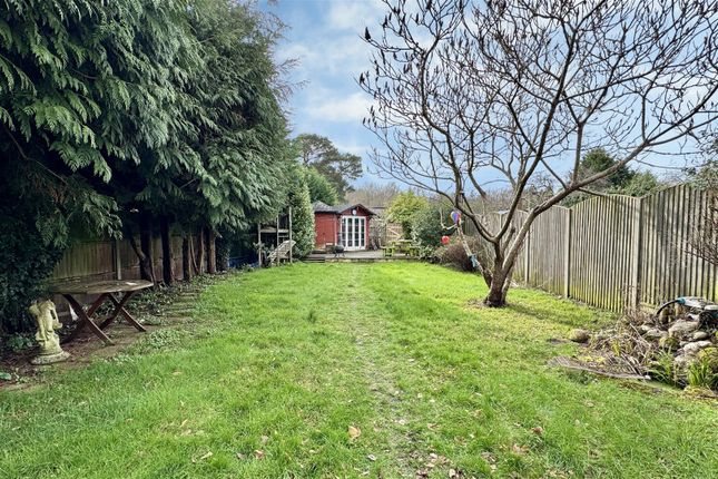 1 Roke Lane Cottages, Roke Lane, Witley photo 3