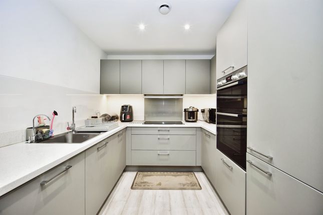 4, Maccowan Avenue, Snodland photo 3