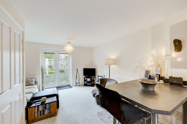 32, Carleton Meadows, Penrith photo 4