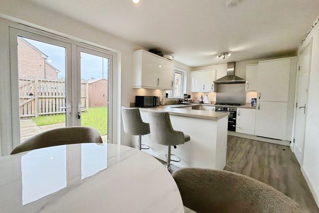 71, Leggatston Road, Glasgow photo 4