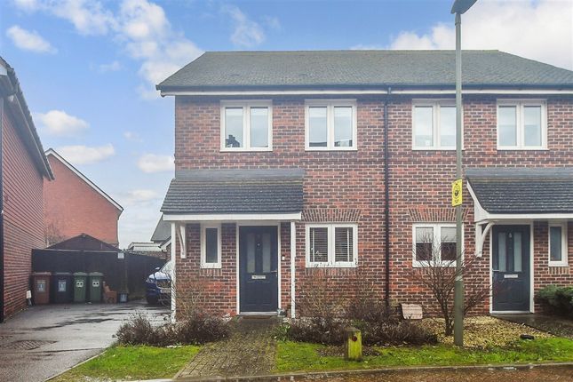 White Close, Horley photo 2