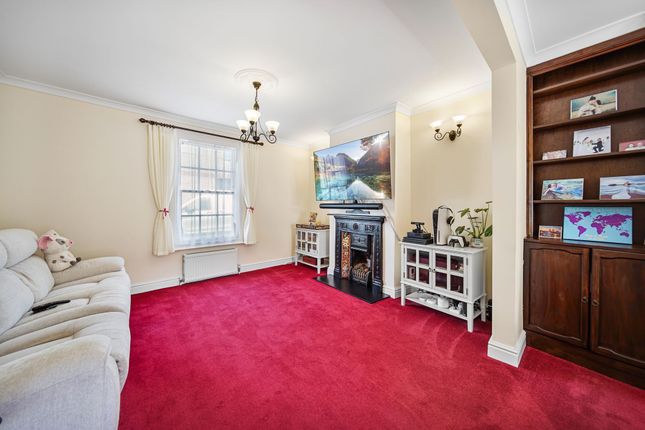 Terraced house for sale in Grafton Street, Cambridge