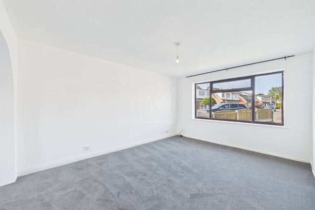 4 Acacia Avenue, Warrington photo 2