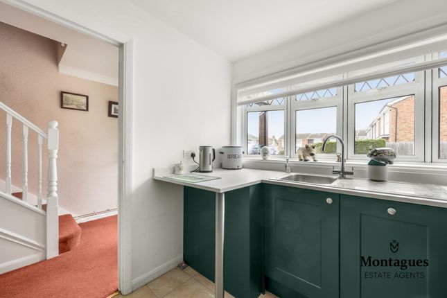 100, Thornhill, Epping photo 4