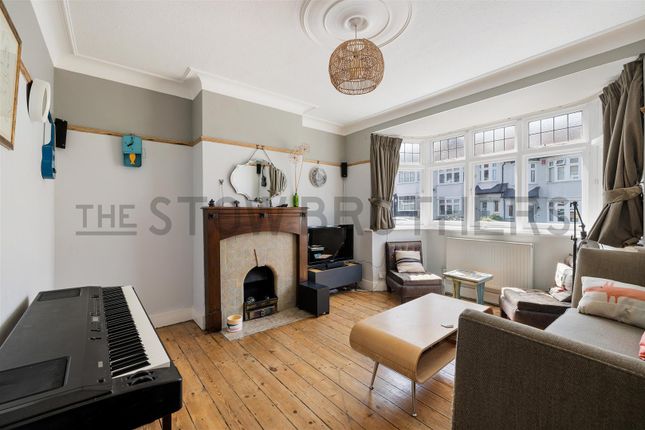 31, Alma Avenue, London photo 3